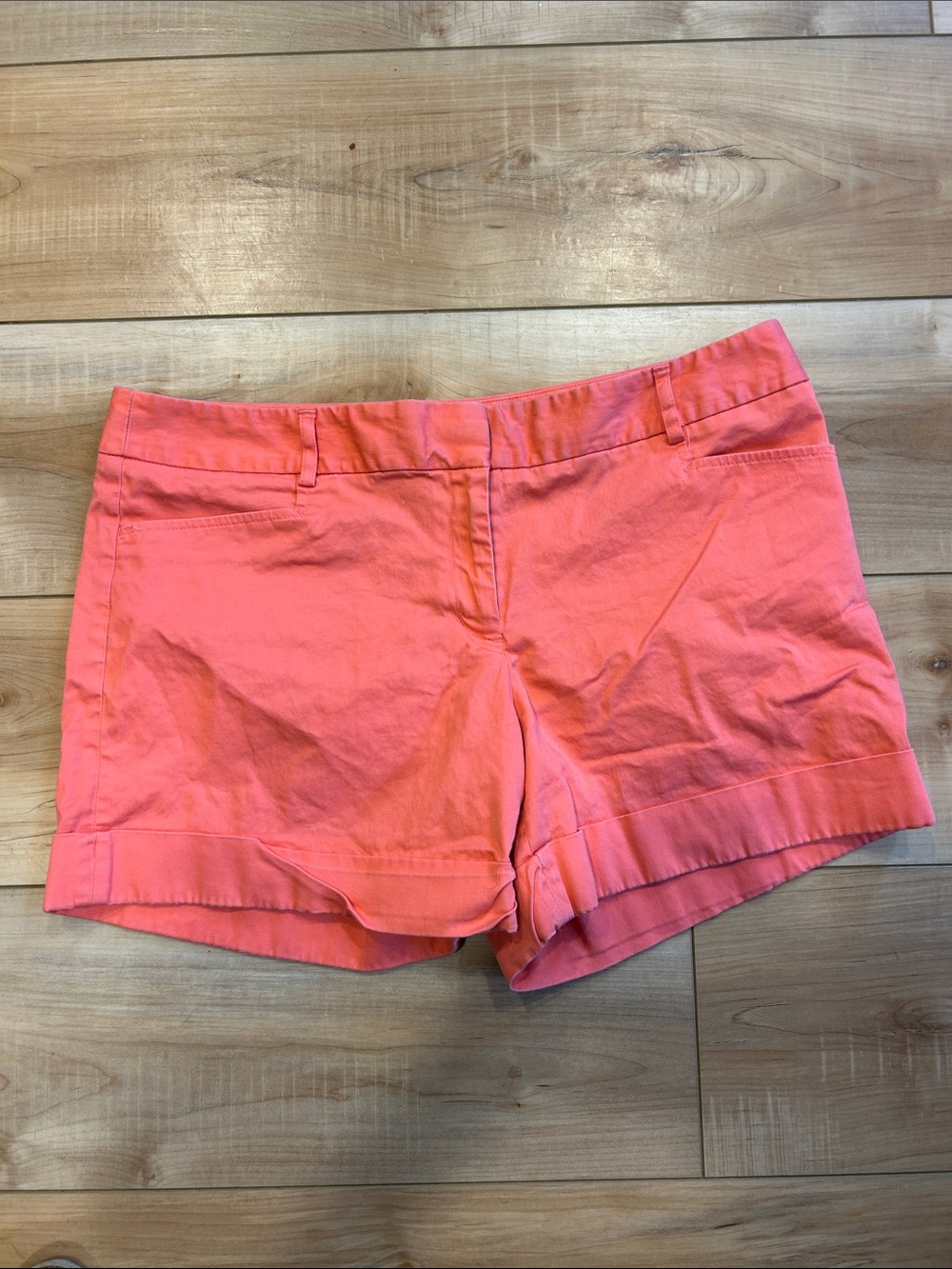 Express Coral Pink Cuffed Mid-Rise Shorts